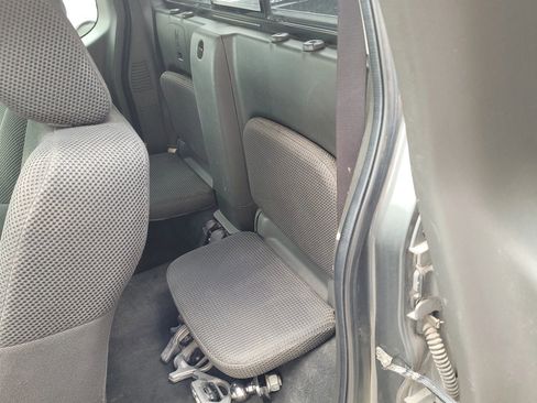 Used 2006 Nissan Frontier NISMO w/ (N01) Utility Bed Pkg AWD/4WD image 6