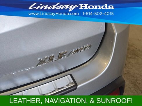 Used 2019 Toyota Highlander XLE AWD/4WD image 7