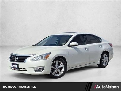 Used 2015 Nissan Altima 2.5 SV w/ Convenience Package