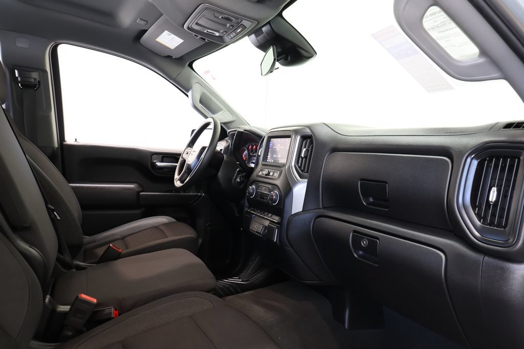 Used 2025 Chevrolet Silverado 1500 Custom w/ Turbomax Blackout Package RWD image 20