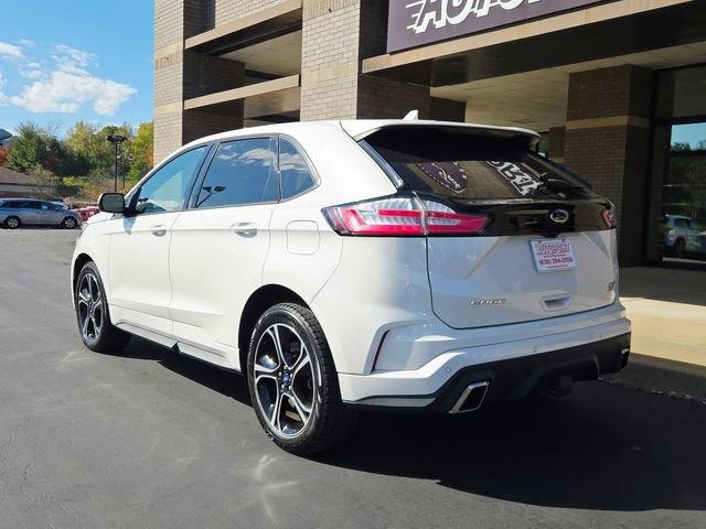 Used 2019 Ford Edge ST w/ Cold Weather Package AWD/4WD image 5