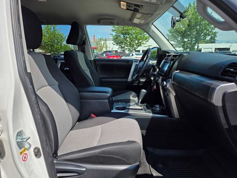 Used 2024 Toyota GR86 Premium RWD image 11