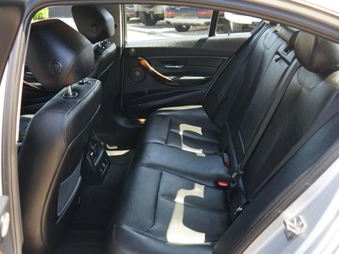 Used 2015 BMW 328i xDrive Sedan AWD/4WD image 25
