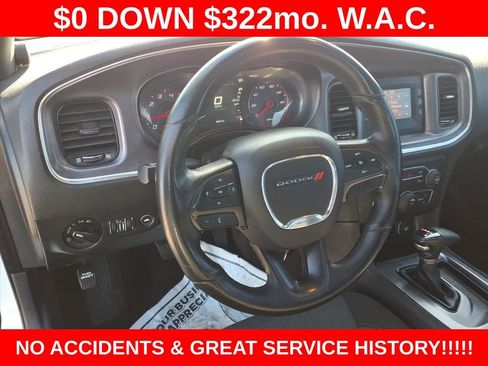 Used 2017 Dodge Charger SE w/ Power Sunroof Group image 10