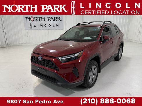 Used 2024 Toyota RAV4 XLE w/ Convenience Package AWD/4WD image 1