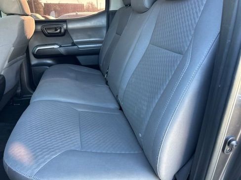 Used 2020 Toyota Tacoma SR5 image 11