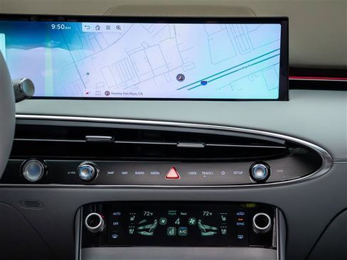 New 2026 Genesis GV70 2.5T Advanced AWD/4WD image 26