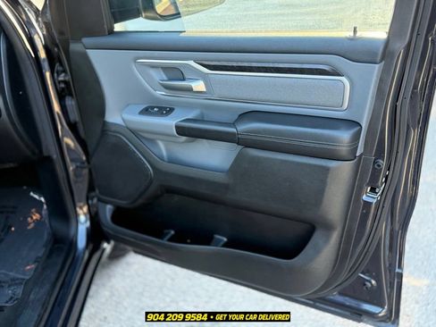 Used 2021 RAM 1500 Big Horn RWD image 11