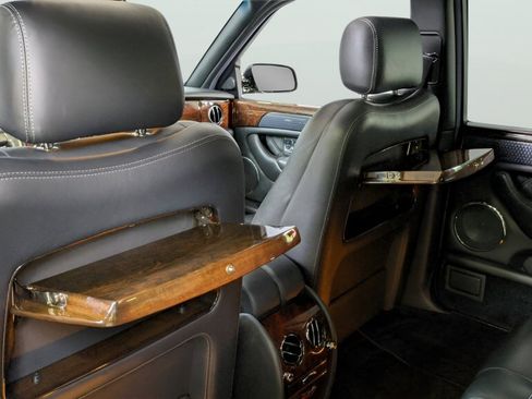 Used 2006 Bentley Arnage T image 32