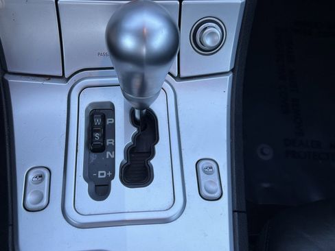 Used 2005 Chrysler Crossfire Limited image 9