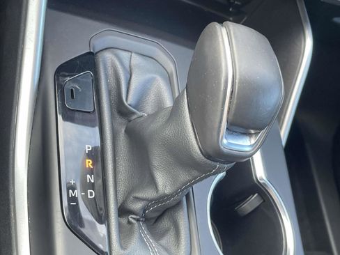 Used 2024 Toyota Highlander XSE image 7