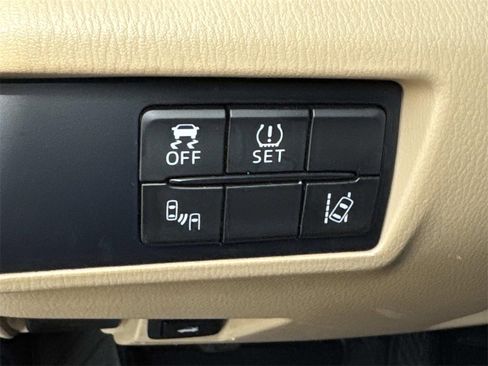 Used 2016 MAZDA MX-5 Miata Grand Touring image 27