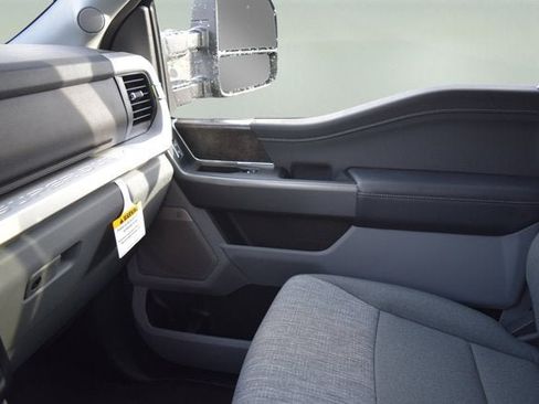 New 2026 Ford F250 XLT w/ XLT Premium Package image 11