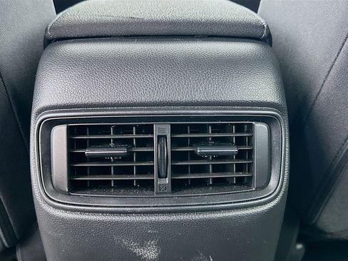 Used 2022 Honda CR-V Special Edition image 16