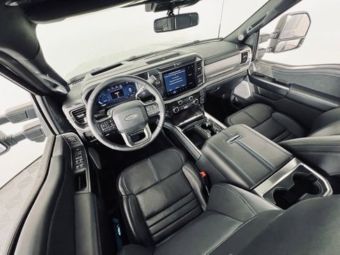 Used 2025 Ford F450 Platinum image 11