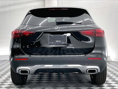 New 2025 Mercedes-Benz GLA 250 image 3