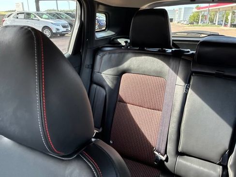 Certified 2025 Nissan Kicks SR AWD/4WD image 20