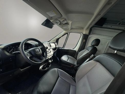 Used 2023 RAM ProMaster 3500 FWD image 9