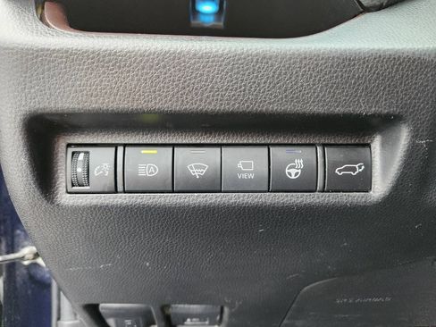 Used 2021 Toyota RAV4 Limited AWD/4WD image 20