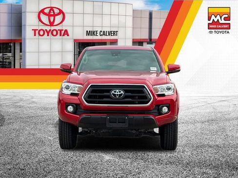 Used 2022 Toyota Tacoma SR5 w/ Technology Package RWD image 8