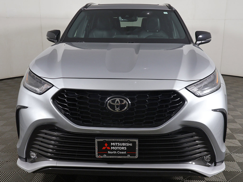 Used 2023 Toyota Highlander XSE AWD/4WD image 12