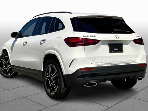 New 2026 Mercedes-Benz GLA 250 4MATIC image 16