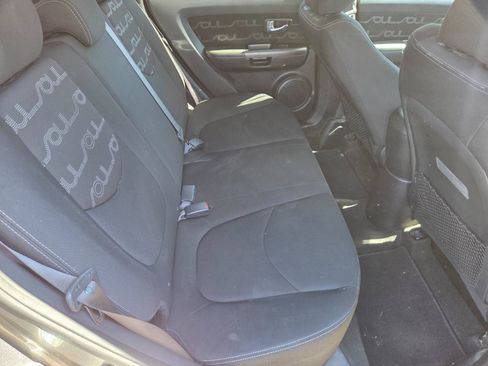 Used 2012 Kia Soul + w/ Audio Pkg FWD image 14