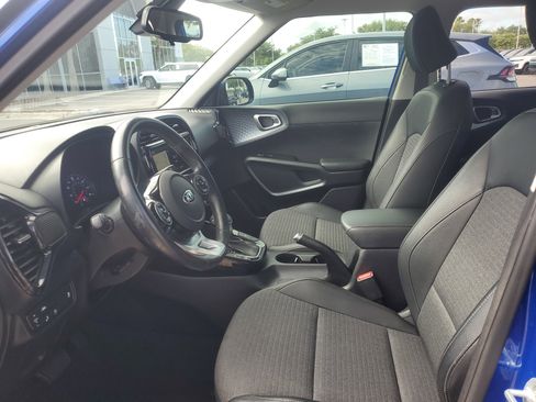 Used 2020 Kia Soul EX w/ Option Group 015 FWD image 14