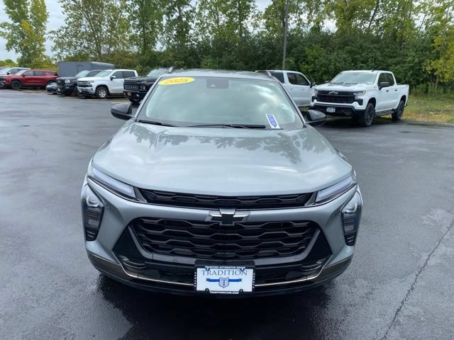 Used 2025 Chevrolet Trax ACTIV w/ Sunroof Package FWD image 20