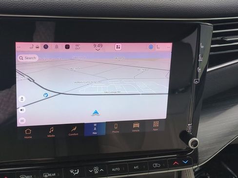 Used 2023 Jeep Wagoneer Series III w/ Preferred Equipment Group image 18