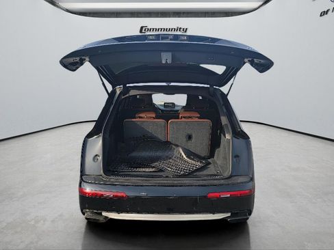 Used 2018 Audi Q7 3.0T Prestige image 9