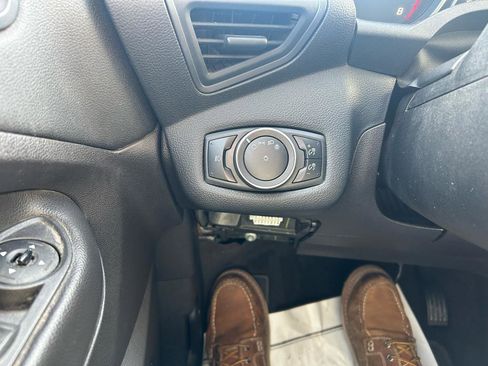 Used 2015 Ford Escape SE w/ Equipment Group 201A image 32