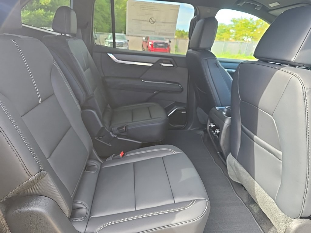 New 2027 GMC Acadia Elevation w/ Elevation Premium Package FWD image 12
