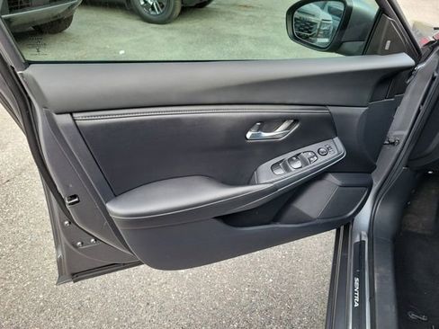 Used 2022 Nissan Sentra SV w/ All-Weather Package image 7