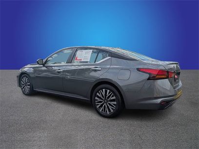 Used 2024 Nissan Altima 2.5 SV