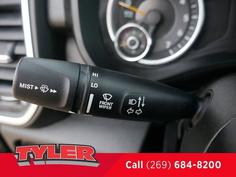 Used 2022 RAM 1500 Big Horn AWD/4WD image 24
