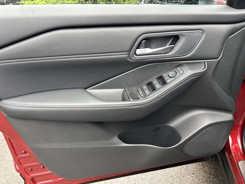New 2026 Nissan Rogue Dark Armor AWD/4WD image 17