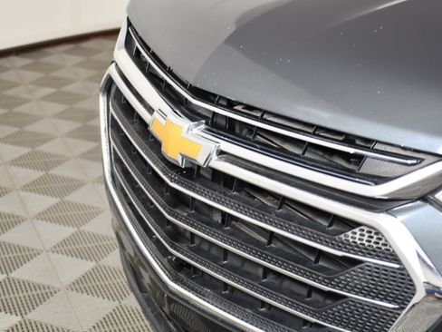 Used 2019 Chevrolet Traverse LT w/ LT Premium Package FWD image 11