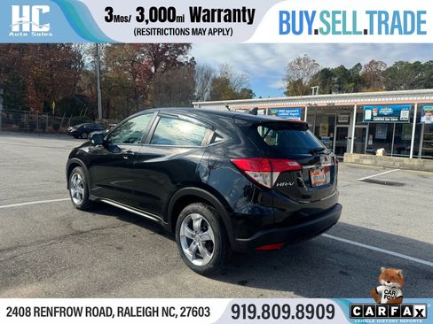 Used 2022 Honda HR-V LX image 3