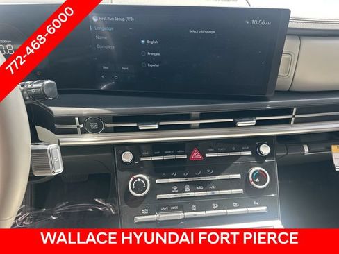 Used 2025 Hyundai Santa Fe SE FWD image 20