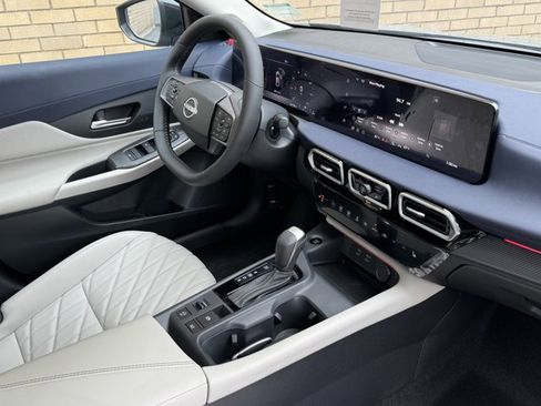 New 2026 Nissan Sentra SL w/ Floor Mat Package image 14