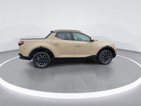 Used 2023 Hyundai Santa Cruz SEL Premium image 9