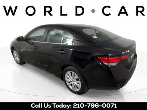 Used 2025 Nissan Sentra S image 10