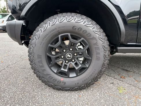 New 2026 Ford Bronco Badlands AWD/4WD image 9