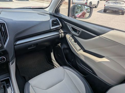 Used 2019 Subaru Forester Limited w/ Popular Package #3 AWD/4WD image 16
