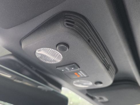 Used 2022 Ford Mustang Premium RWD image 31