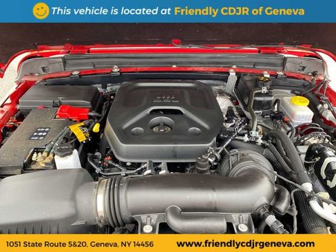 Used 2024 Jeep Wrangler Unlimited Sport AWD/4WD image 24