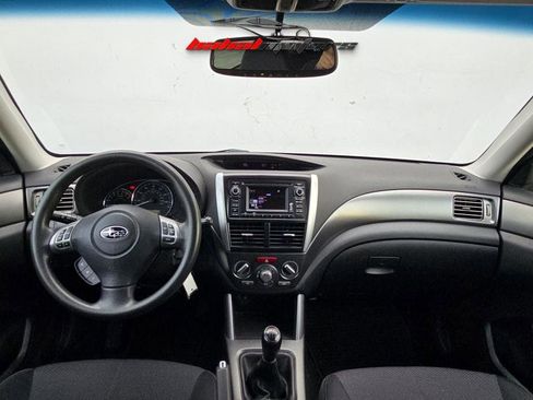 Used 2013 Subaru Forester 2.5X Premium w/ Plus Pkg image 18