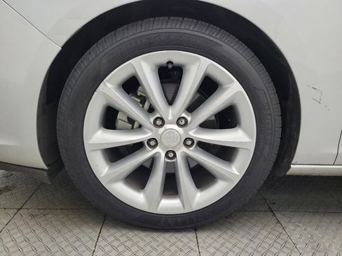 Used 2014 Buick Verano image 31