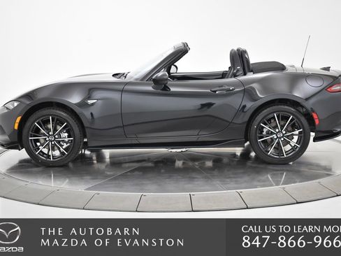 New 2025 MAZDA MX-5 Miata Grand Touring w/ Appearance Package image 16